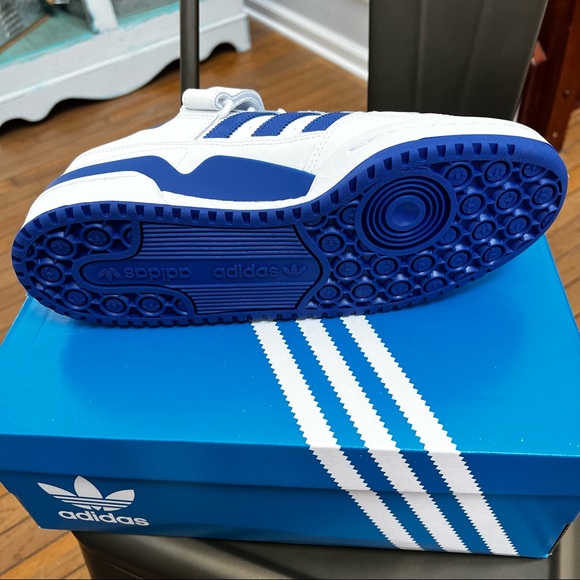 NIB adidas | Forum Low sneakers - Picture 4 of 6
